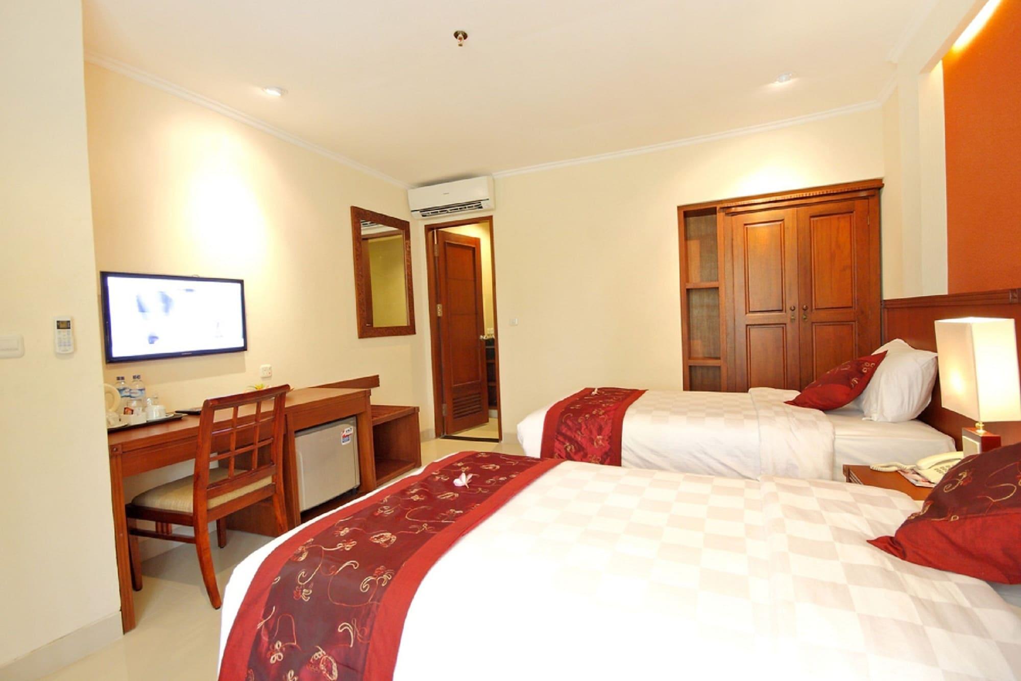 Restu Bali Hotel Legian Exteriör bild