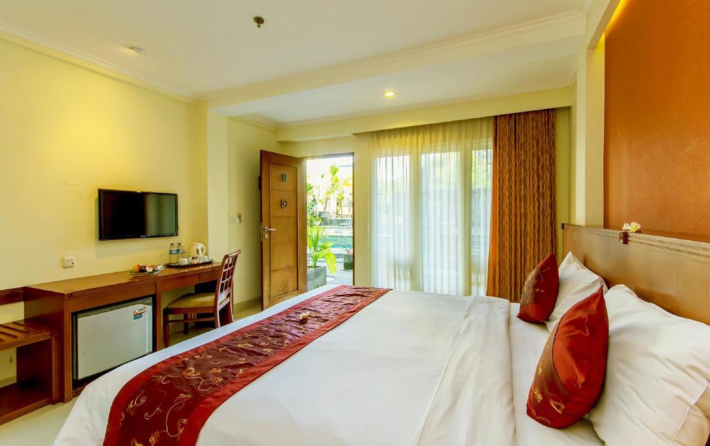 Restu Bali Hotel Legian Exteriör bild